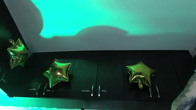 Snapshot of Hellen_dumont chatting on 09-13-25, 02:33 Hellen dumont online show from 09-13-25, 02:33