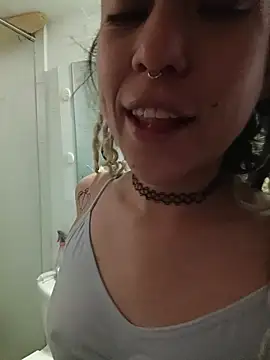 Snapshot of Hellen_dumont chatting on 10-12-25, 05:01 Hellen dumont online show from 10-12-25, 05:01