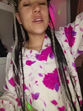 Snapshot of Hellen_dumont chatting on 11-02-25, 02:25 Hellen dumont online show from 11-02-25, 02:25