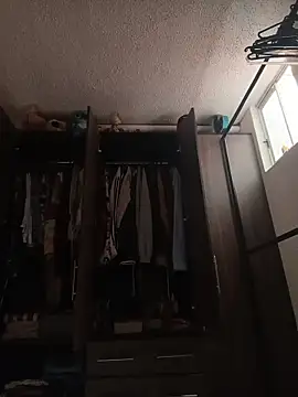 Snapshot of Hellen_dumont chatting on 11-02-25, 04:31 Hellen dumont online show from 11-02-25, 04:31