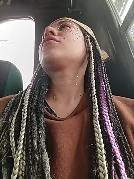 Snapshot of Hellen_dumont chatting on 11-13-25, 08:08 Hellen dumont online show from 11-13-25, 08:08