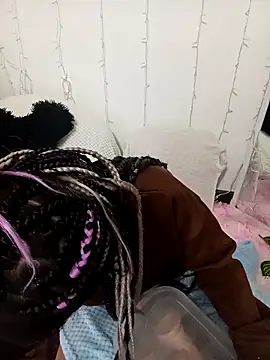 Snapshot of Hellen_dumont chatting on 11-14-25, 12:26 Hellen dumont online show from 11-14-25, 12:26