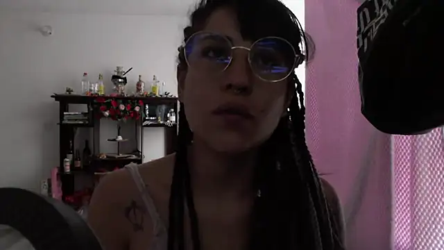 Snapshot of Hellen_dumont chatting on 11-28-25, 09:28 Hellen dumont online show from 11-28-25, 09:28