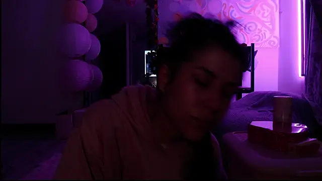 Hellen dumont online show from 03-26-26, 02:39