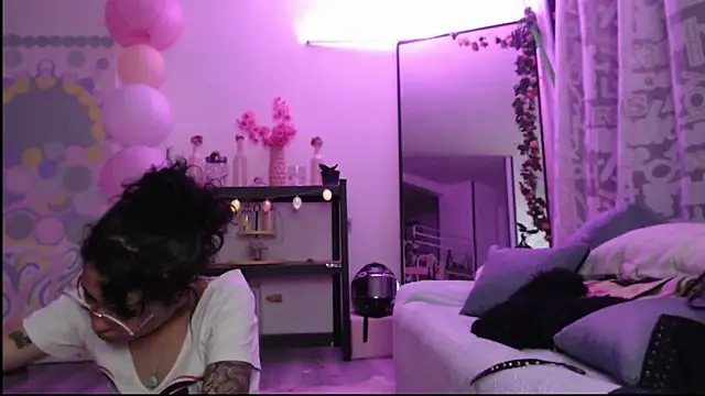 Hellen dumont online show from 04-11-26, 04:50