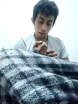 Flaquito pitudo online show from 12-06-24, 08:05