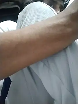 Flaquito pitudo online show from 12-14-24, 06:02