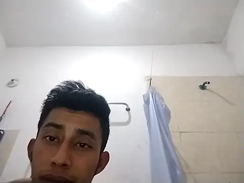 Flaquito pitudo online show from 12-25-24, 12:59