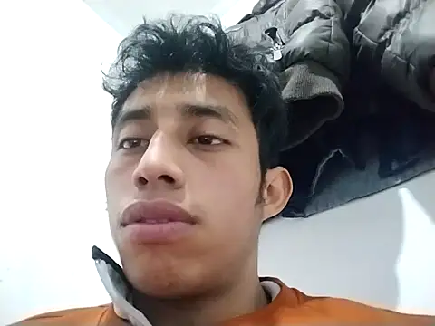 Flaquito pitudo online show from 01-12-25, 04:42