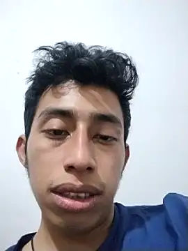 Flaquito pitudo online show from 01-18-25, 03:20