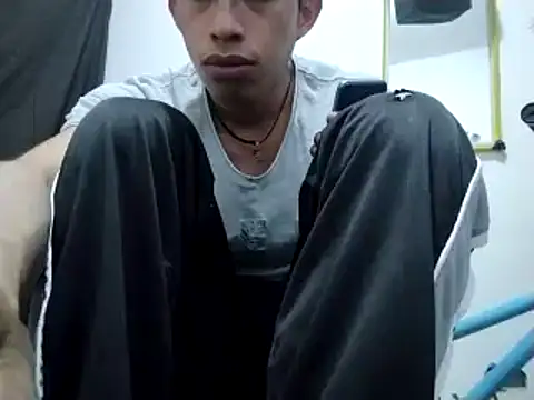 Flaquito pitudo online show from 03-03-25, 05:42