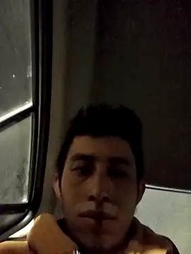 Flaquito pitudo online show from 11-29-25, 09:45