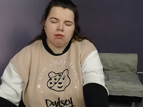 so shy online show from 09-26-25, 06:50