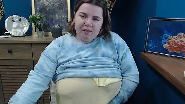 so shy online show from 03-26-26, 07:14