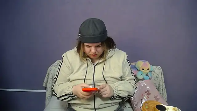 so shy online show from 04-27-26, 06:11