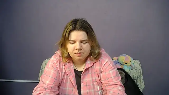 Snapshot of so_shy chatting on 05-02-26, 07:02 so shy online show from 05-02-26, 07:02