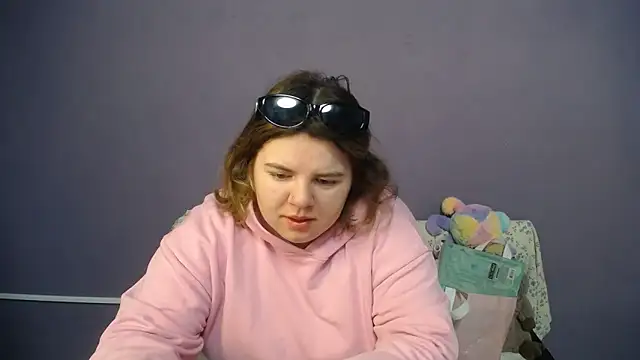 Snapshot of so_shy chatting on 05-11-26, 06:19 so shy online show from 05-11-26, 06:19