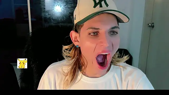 honey skin online show from 12-22-24, 07:54