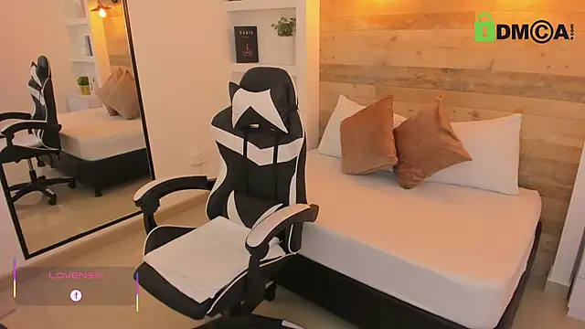 candy summer28 online show from 11-11-25, 07:25