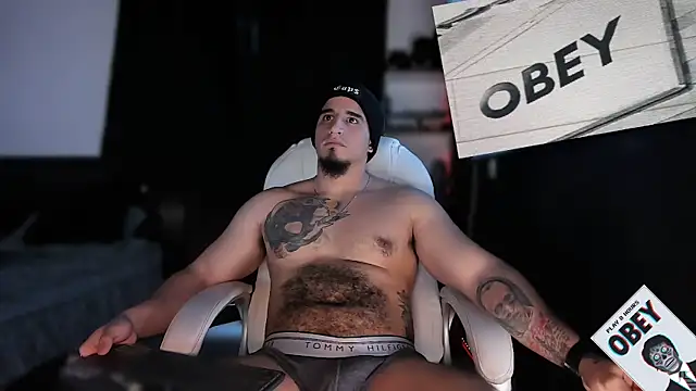 kingbear777 online show from 02-02-25, 08:02