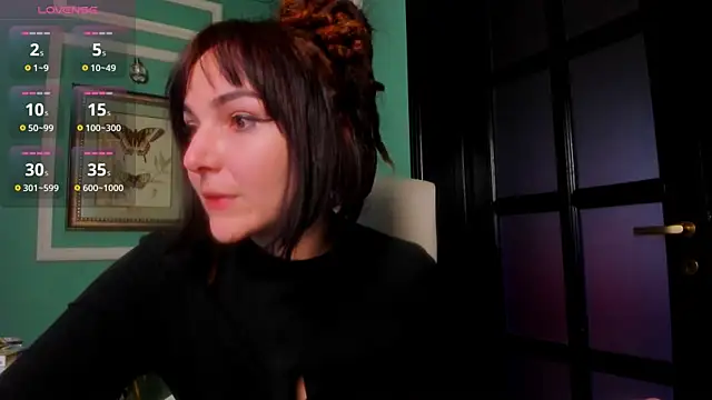 1Munique online show from 12-21-25, 01:40