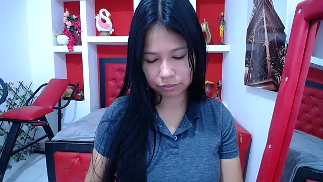 Letty Plugxo online show from 09-25-25, 12:20