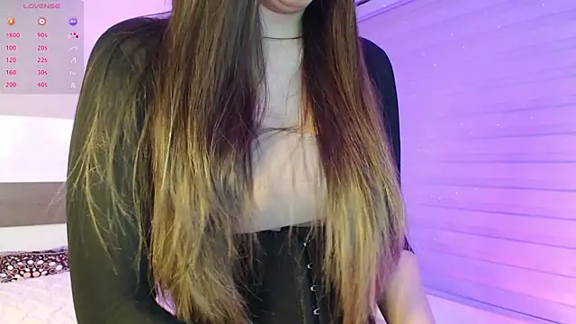 Snapshot of PiaSmile chatting on 05-08-26, 01:00 PiaSmile online show from 05-08-26, 01:00