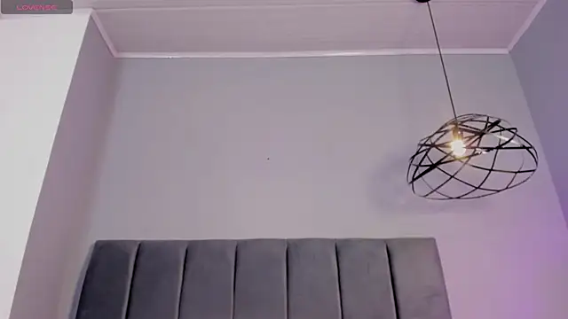 Snapshot of ScarletGV chatting on 11-14-25, 10:40 ScarletGV online show from 11-14-25, 10:40