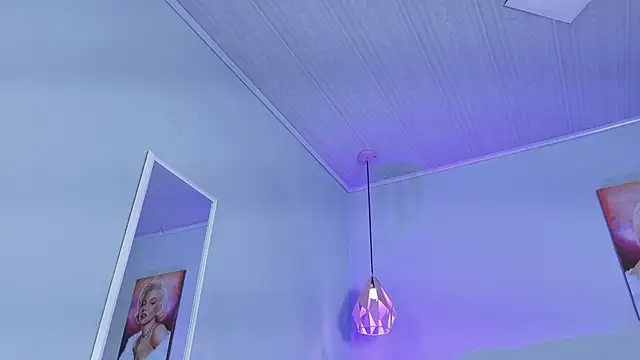 Snapshot of ScarletGV chatting on 11-21-25, 05:17 ScarletGV online show from 11-21-25, 05:17