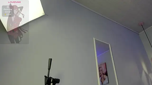 ScarletGV online show from 03-28-26, 05:40