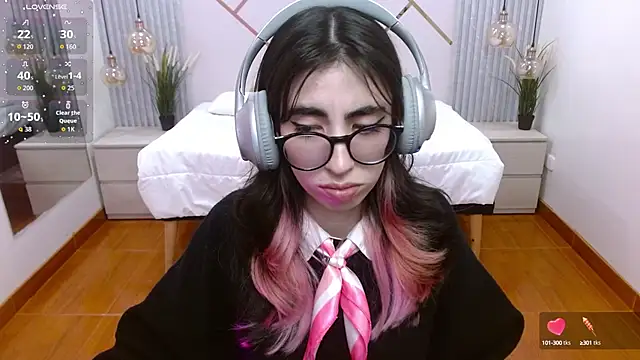 LenaRoses online show from 09-18-25, 09:17