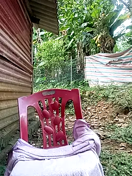 Snapshot of Sweet_Toy20 chatting on 10-21-25, 01:17 Sweet Toy20 online show from 10-21-25, 01:17