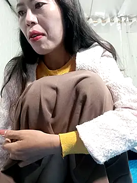 Snapshot of Sweet_Toy20 chatting on 11-22-25, 10:20 Sweet Toy20 online show from 11-22-25, 10:20