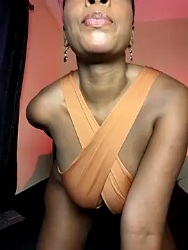 Snapshot of HanaThompson chatting on 12-21-24, 04:14 HanaThompson online show from 12-21-24, 04:14