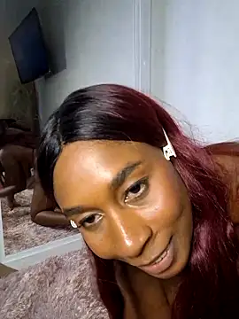 Snapshot of HanaThompson chatting on 01-17-25, 06:12 HanaThompson online show from 01-17-25, 06:12