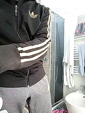 Snapshot of gilera250s chatting on 01-26-25, 08:57 gilera250s online show from 01-26-25, 08:57