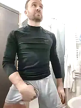 Snapshot of gilera250s chatting on 01-28-25, 04:30 gilera250s online show from 01-28-25, 04:30