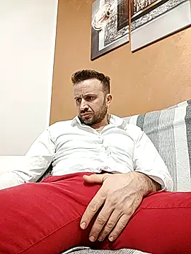 Snapshot of gilera250s chatting on 02-24-25, 08:25 gilera250s online show from 02-24-25, 08:25