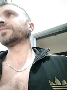 Snapshot of gilera250s chatting on 03-05-25, 04:35 gilera250s online show from 03-05-25, 04:35