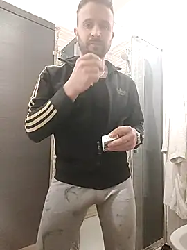 Snapshot of gilera250s chatting on 03-09-25, 06:00 gilera250s online show from 03-09-25, 06:00