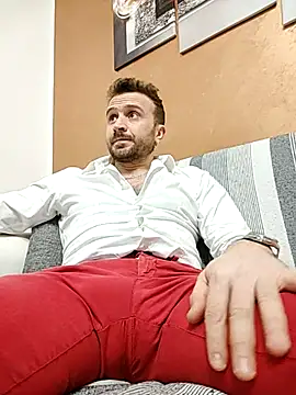 Snapshot of gilera250s chatting on 03-20-25, 08:29 gilera250s online show from 03-20-25, 08:29