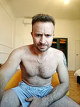 Snapshot of gilera250s chatting on 10-02-25, 01:40 gilera250s online show from 10-02-25, 01:40