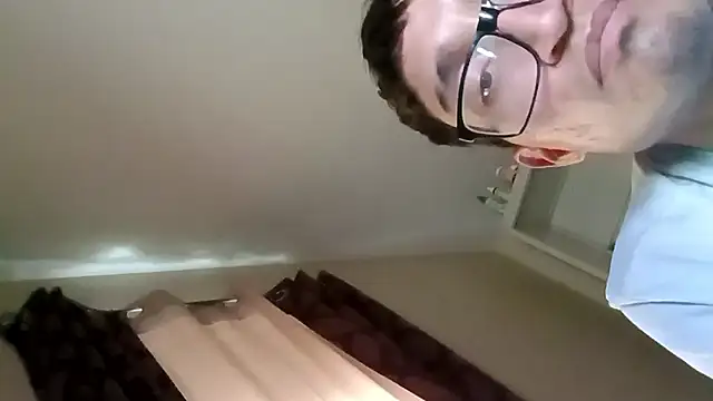 Snapshot of lRainbowBoy chatting on 02-04-26, 08:58 lRainbowBoy online show from 02-04-26, 08:58