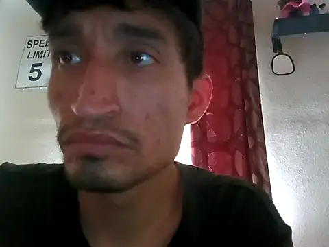 Snapshot of lRainbowBoy chatting on 04-08-26, 06:41 lRainbowBoy online show from 04-08-26, 06:41