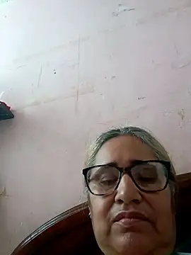  candi online show from 11-05-25, 01:11