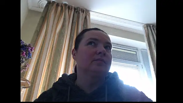 Snapshot of amorelara chatting on 09-28-25, 08:31 amorelara online show from 09-28-25, 08:31