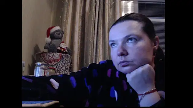 amorelara online show from 11-15-25, 03:19