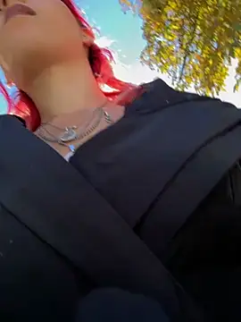 Snapshot of RiriRoseey chatting on 10-29-25, 07:54 RiriRoseey online show from 10-29-25, 07:54