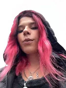 Snapshot of RiriRoseey chatting on 11-14-25, 08:46 RiriRoseey online show from 11-14-25, 08:46