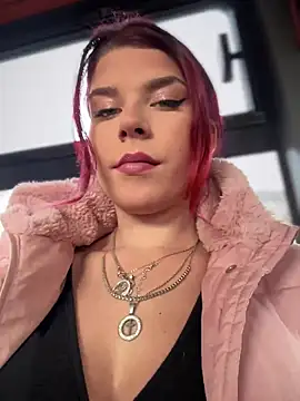 Snapshot of RiriRoseey chatting on 12-04-25, 08:56 RiriRoseey online show from 12-04-25, 08:56